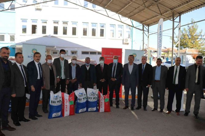 Malatyalı Üreticilere Yüzde 75 Hibe Destekli Tohumluk Dağıtıldı