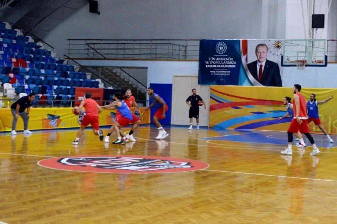 Büyükşehir Belediyesi Gsk Erkek Basketbol Takımı, Kendi Evinde Galibiyet Arayacak