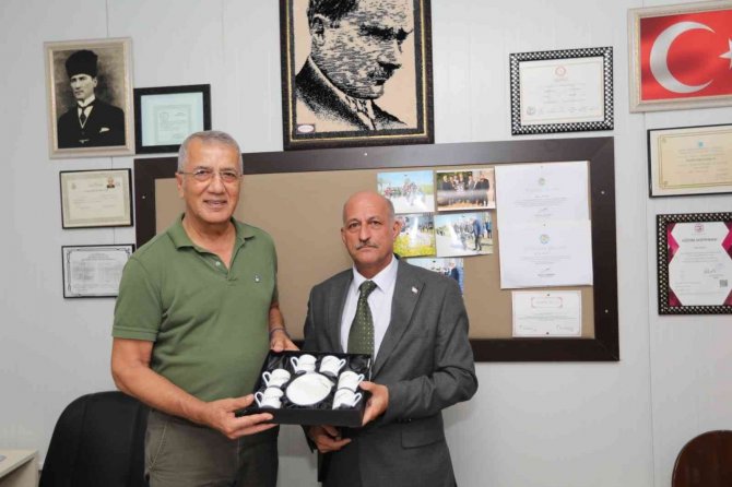 Bir Ekmek Parasına Öğrenci Okutuyorlar