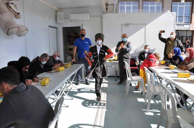 Motivasyon Tırı Çerkeslerle Buluştu