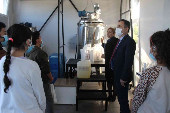 Pandeminin Parlayan Sektörü Kozmetik Sanayi