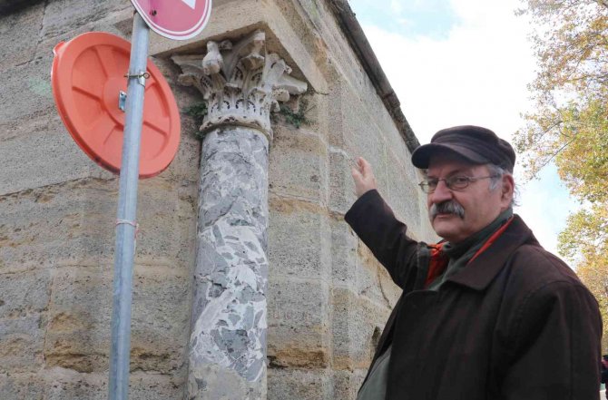 Selimiye Camii’ndeki 2 Bin Yıllık ’Zeus Tapınağı’ Sütunu Asırlara Meydan Okuyor
