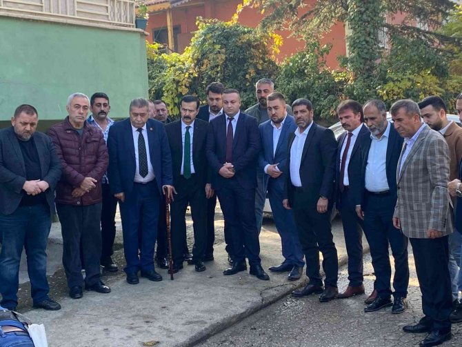 Yakup Kürşat Yılmaz Erbaa’da Merhum Ülkücü Rafet Çakır’ı Kabri Başında Ziyaret Etti