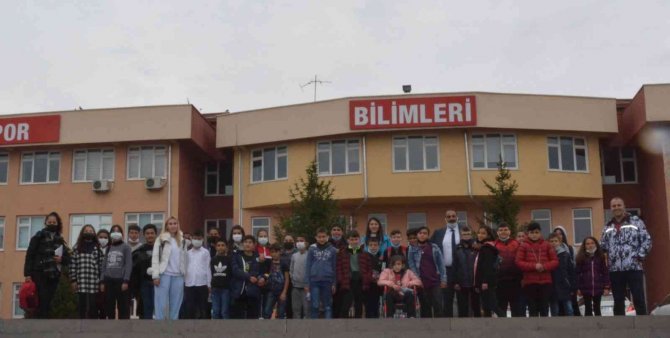Erü Spor Bilimleri Fakültesi, Yozgat’tan Gelen Öğrencileri Ağırladı