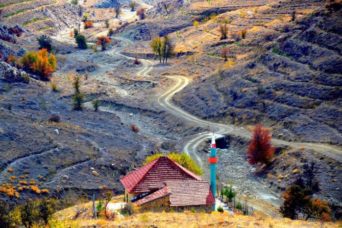 ’Karabayır’ Sonbahar Renkleriyle İlgi Çekiyor