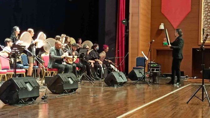 Aşıkpaşa Şiir Şöleni, Yoğun Katılımla Gerçekleşti