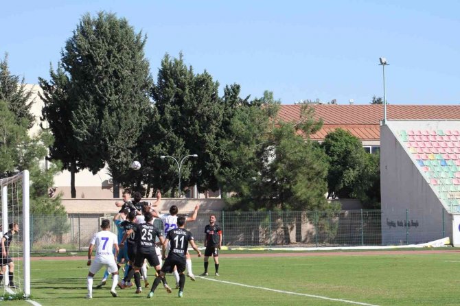 Tarsus İ̇dman Yurdu: 2 - Eskişehirspor: 0