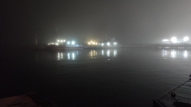 Çanakkale Boğazı Yoğun Sis Nedeniyle Gemi Trafiğine Kapandı