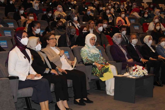 Emine Erdoğan: “Çağımızda Güçlü Bir Ülkenin Üç Bileşeni Vardır: Güçlü Kadın, Güçlü Aile Ve Güçlü Toplum"
