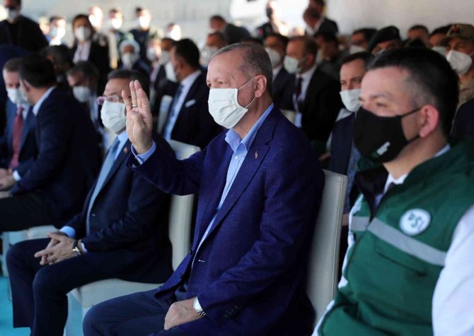 Cumhurbaşkanı Erdoğan: "Bu Eser Türkiye Düşmanlarına Ve İçimizdeki Mankurtlara Da Verilmiş En Güzel Cevaptır”