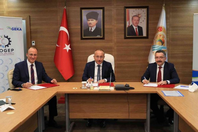 Pamukkale Belediyesinden ’Pamuk Eller Üretiyor’ Projesi