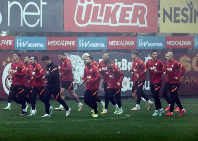 Galatasaray, Fatih Karagümrük Maçı Hazırlıklarını Tamamladı