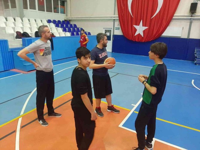 Gediz’de ’Basketbol’ Günleri Başladı
