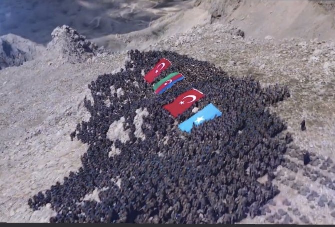 Isparta’da 3 Bin Komando, Şehitleri Anmak İçin Davraz Dağı’na Tırmandı