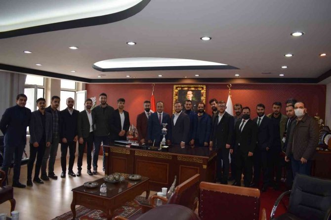 Malatya Barosu Futbol Takımına Fair-play Ödülü