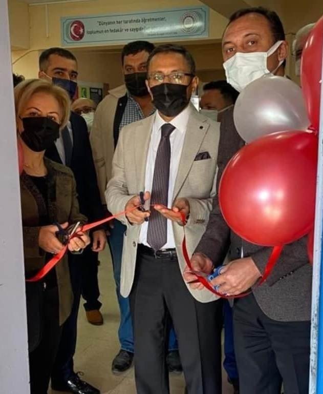 Okul Kütüphanesinin Açılışını Kaymakam Uçgun Yaptı