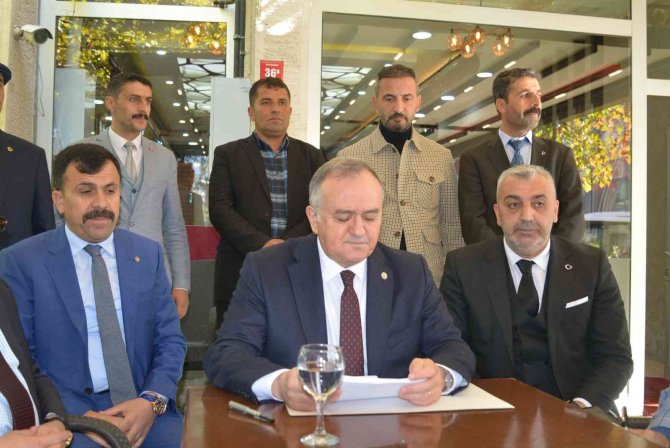 Mhp’li Akçay: “Terör, Hakkari’nin 35 Yılını Heba Etmiş”