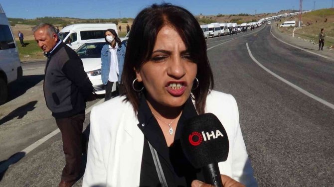 Sason’dan 500 Araçlık Konvoy, Cumhurbaşkanı Erdoğan’ı Karşılamak İçin Yola Çıktı