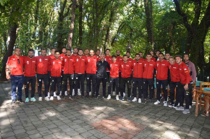 Ortaca Belediyespor Futbol Takımı Kahvaltıda Bir Araya Geldi
