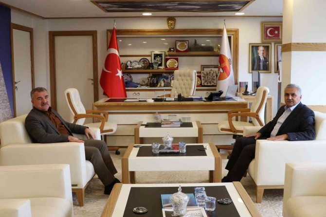 Özdemir: “Emniyet Güçlerimizin Yanındayız Ve Yardımcılarıyız”