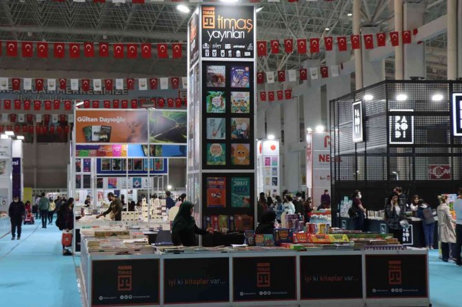 Şanlıurfa’da 4. Ulusal Kitap Fuarı Kapılarını Açtı