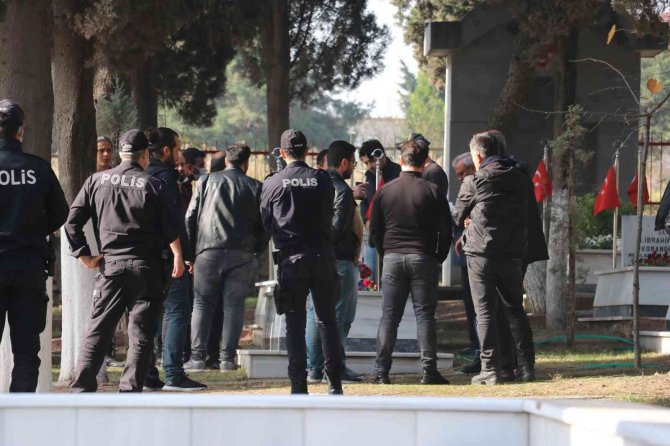 Kocaeli’de Şehit Mezarına Çirkin Saldırı