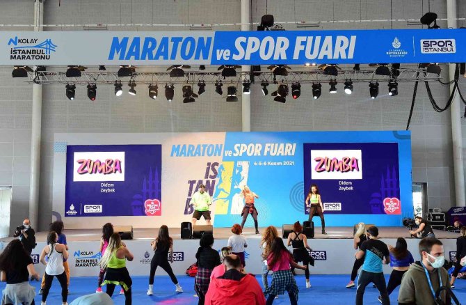 Renay Onur: "Herkesi Maratonu İzlemeye Davet Ediyorum"