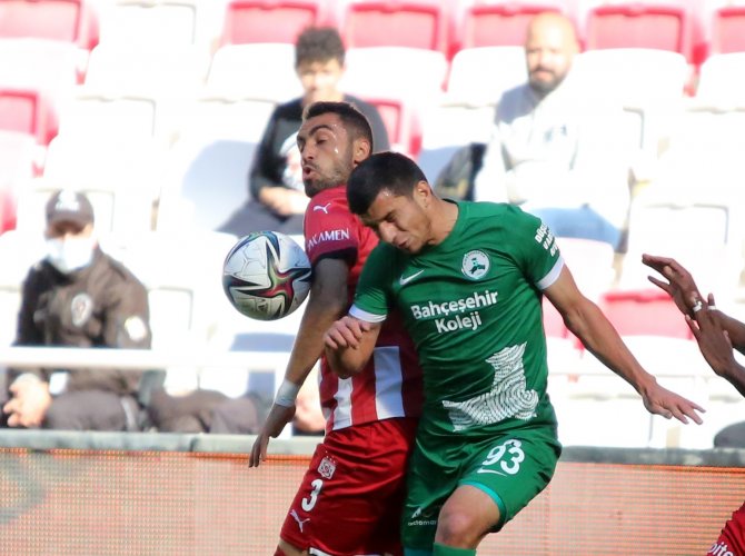 Spor Toto Süper Lig: D.g. Sivasspor: 0 - Gzt Giresunspor: 0 (İ̇lk Yarı)