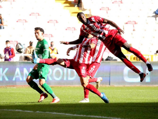 Spor Toto Süper Lig: D.g. Sivasspor: 0 - Gzt Giresunspor: 0 (Maç Sonucu)
