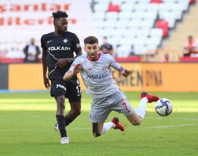 Spor Toto Süper Lig: Ft Antalyaspor: 0 - Altay: 0 (İ̇lk Yarı)