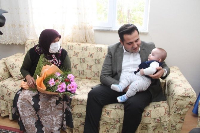 Şehit Annesinden Kaymakama: “Bir Eksiğin Olursa Bana Söyle”