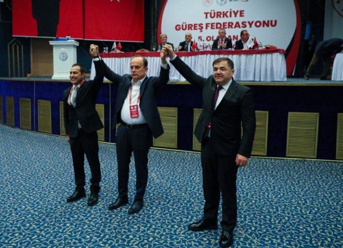 Türkiye Güreş Federasyonu’nda Şeref Eroğlu Başkan Seçildi