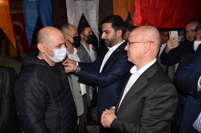 Bursa’da Ak Parti Kadroları Çığ Gibi Büyüyor