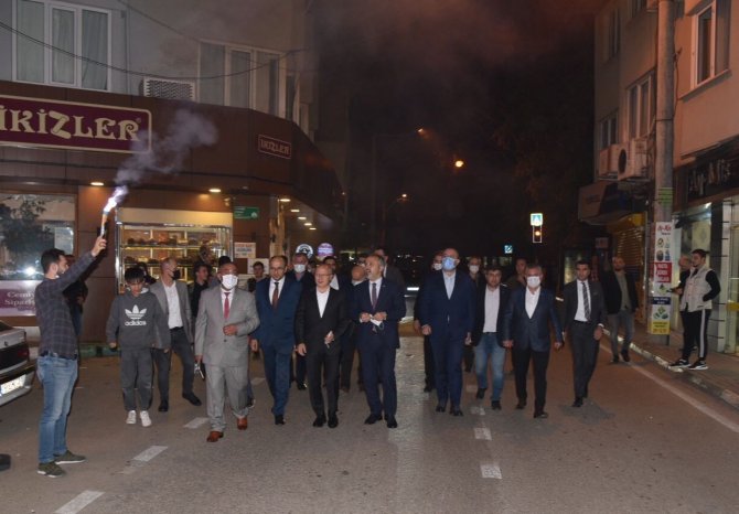 Bursa’da Ak Parti Kadroları Çığ Gibi Büyüyor