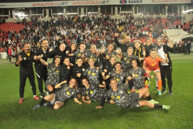 Alg Spor, Beşiktaş’ı Farklı Mağlup Etti