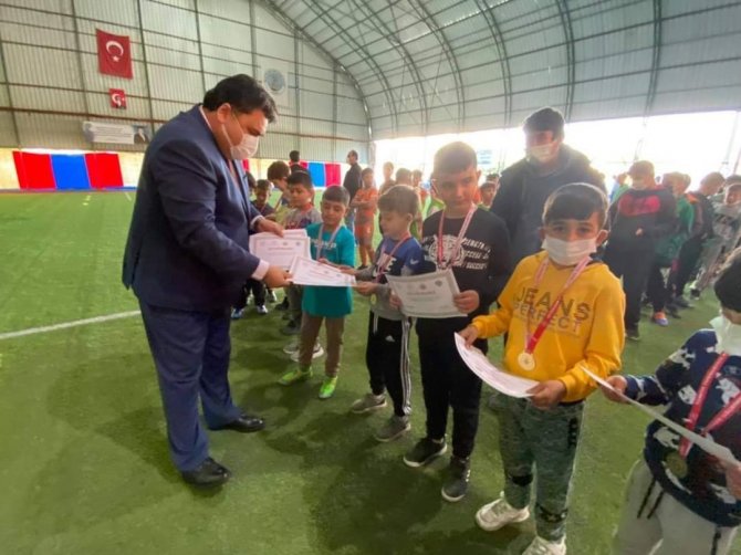 Madalyalarını Aldılar