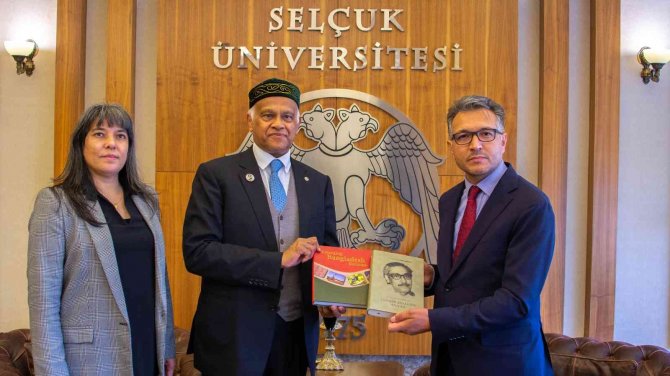 Rektör Aksoy: "Selçuk Üniversitesi Bölgenin Lokomotifi Konumunda"