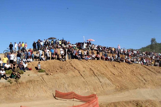 Enduro Ve Atv Şampiyonası Nefesleri Kesti