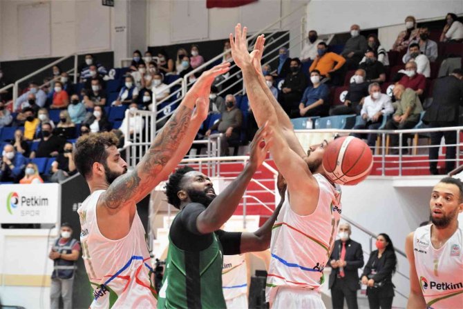 Ing Basketbol Süper Ligi: Aliağa Petkim: 57 - Darüşşafaka: 76
