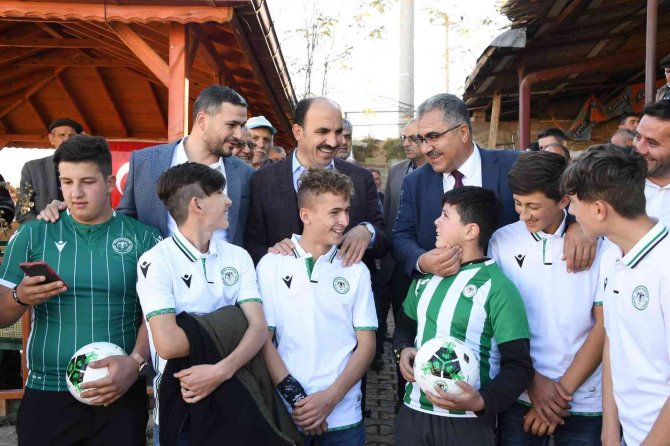 Ilgın Bölge Kapalı Hayvan Pazarı Açıldı