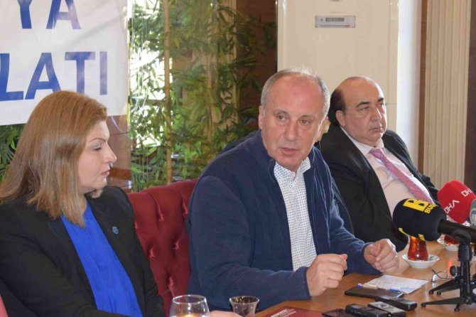 Muharrem İ̇nce: "Muhalefetin Kafası Karışık, Cumhurbaşkanı Adaylığı İçin Cv Bırakıyorlar"