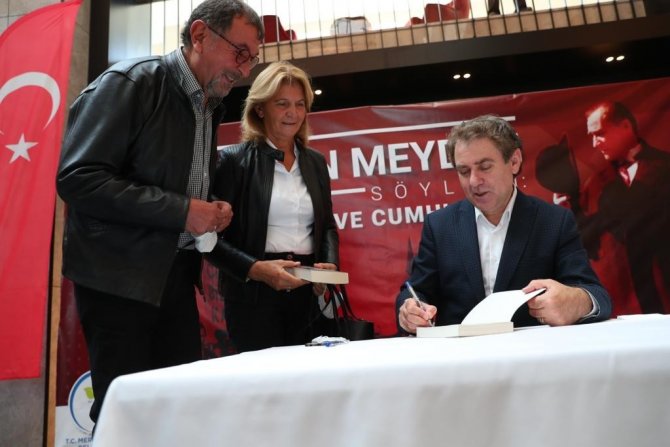 Sinan Meydan Atatürk Ve Cumhuriyeti Anlattı