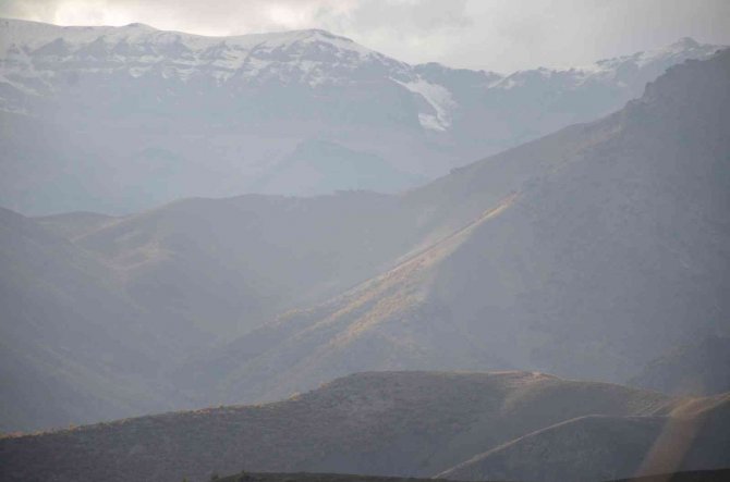 Şırnak Dağları Beyaza Büründü