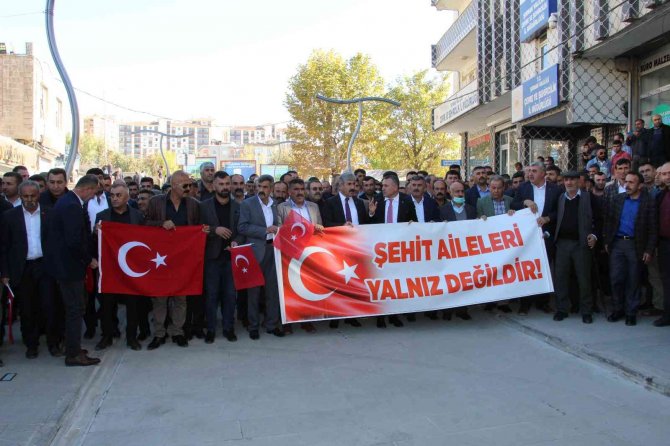 Şırnak’ta, İ̇yi̇ Partili Türkkan’a Yürüyüşle Tepki Gösterildi