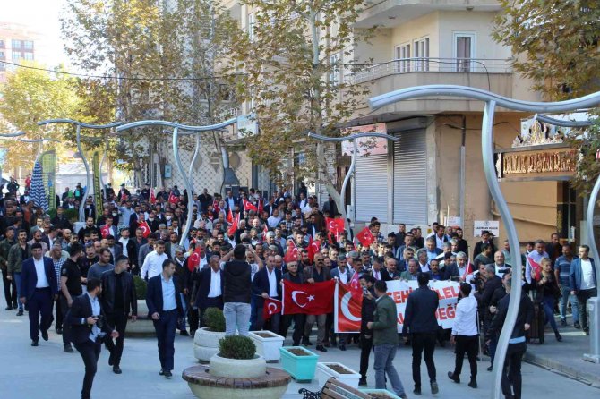 Şırnak’ta, İ̇yi̇ Partili Türkkan’a Yürüyüşle Tepki Gösterildi