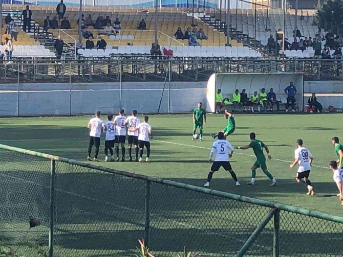 Salihli Belediyespor Manisa’da Kazandı