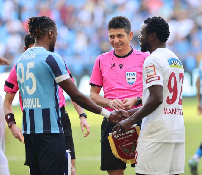 Spor Toto Süper Lig: Adana Demirspor: 0 - Hatayspor: 0 (İ̇lk Yarı)