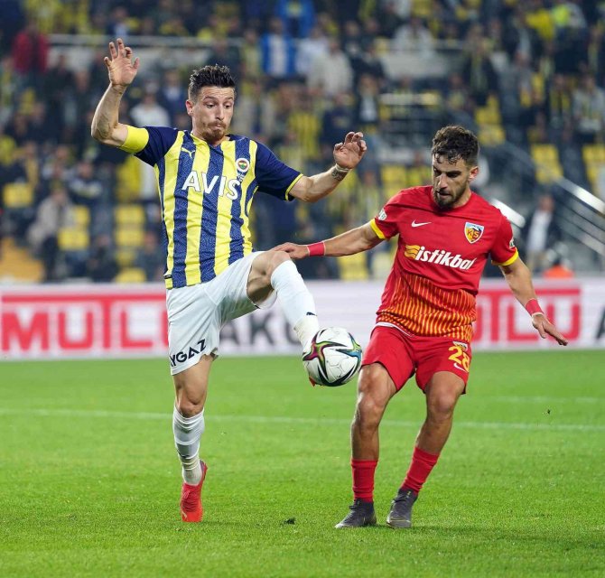 Spor Toto Süper Lig: Fenerbahçe: 0 - Kayserispor: 1 (İ̇lk Yarı)