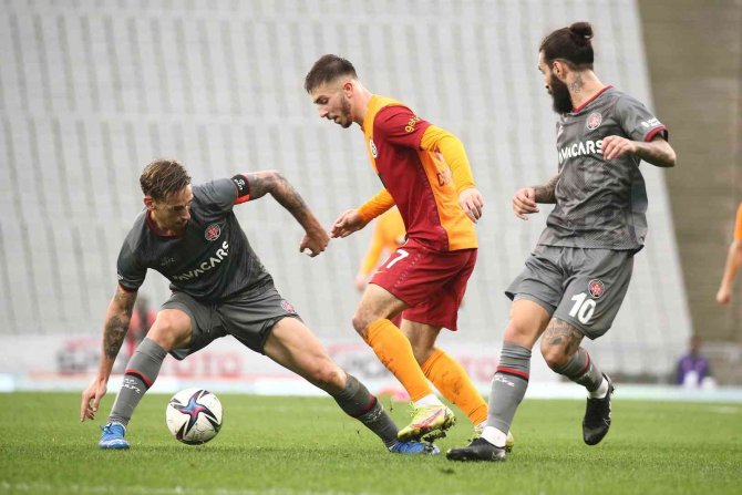 Spor Toto Süper Lig: Karagümrük: 1 - Galatasaray: 1 (Maç Sonucu)