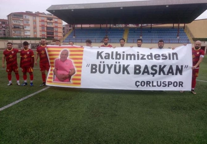 Genç Futbolcular Başkanlarını Unutmadı